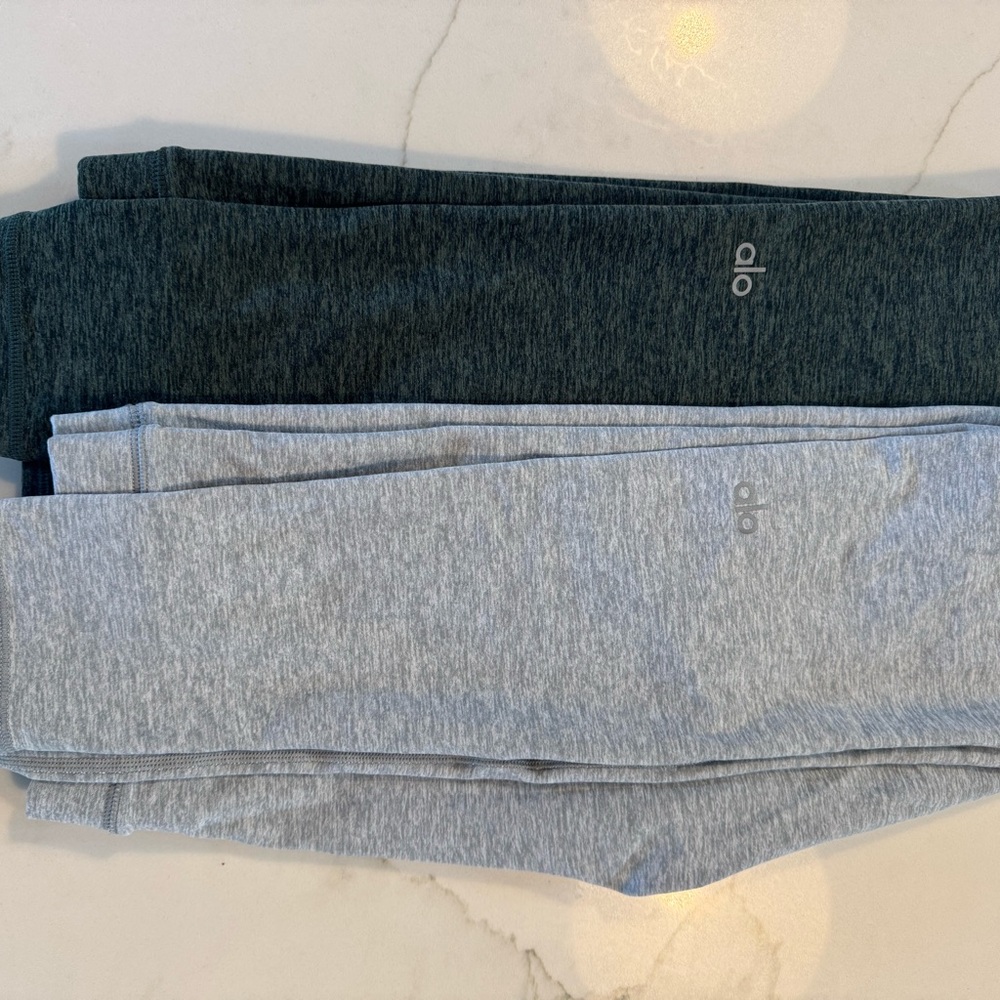 ALO Yoga Gray and Green Leggings for Versatile Style